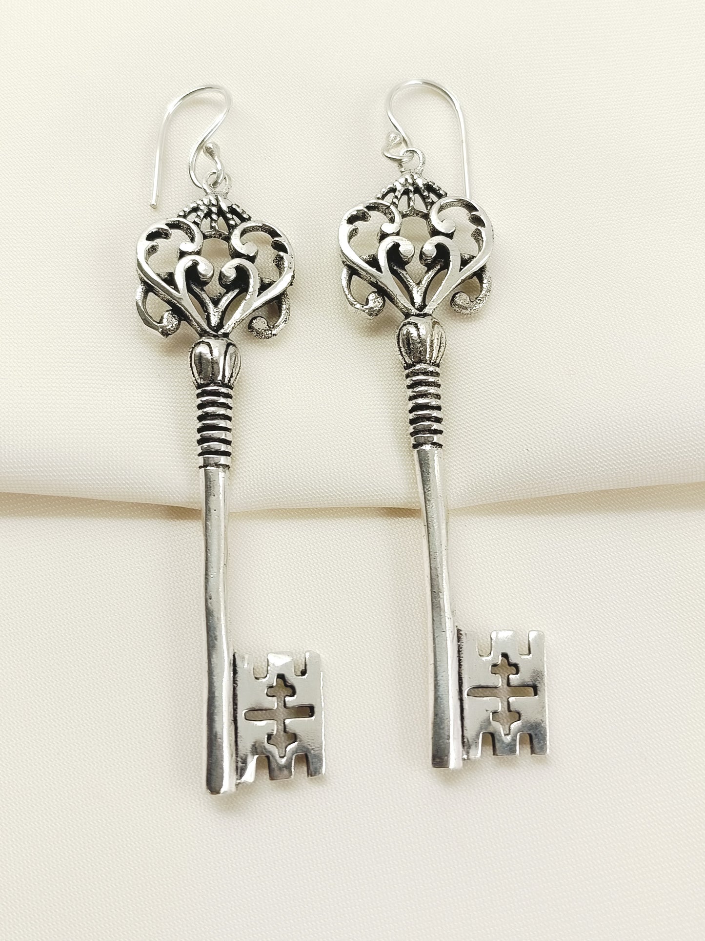 Jivant Silver Men's Earrings