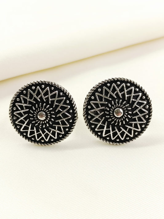 Nainika Silver Oxidized Star Mandala Toe Ring Pair