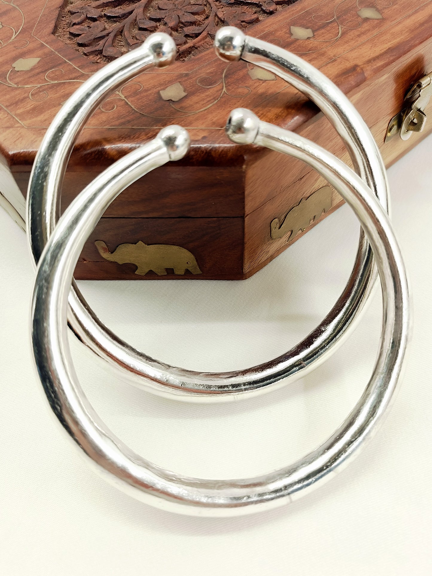 Sehej Silver Men's Anklet [Price Is For Pair]