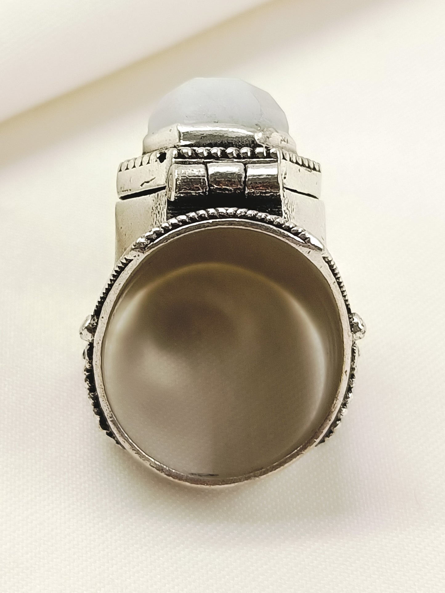 Ulagon Grey Men's Finger Ring