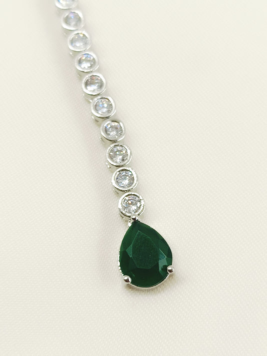 Maadri Green American Diamond Teeka