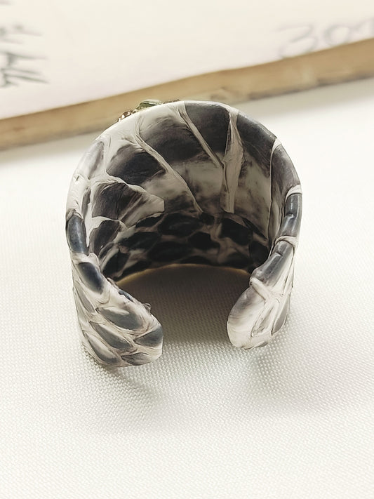 Chitra White Western Finger Ring