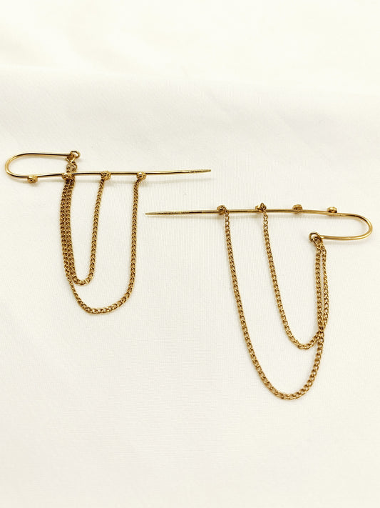 Duij Golden Oxidized Earring
