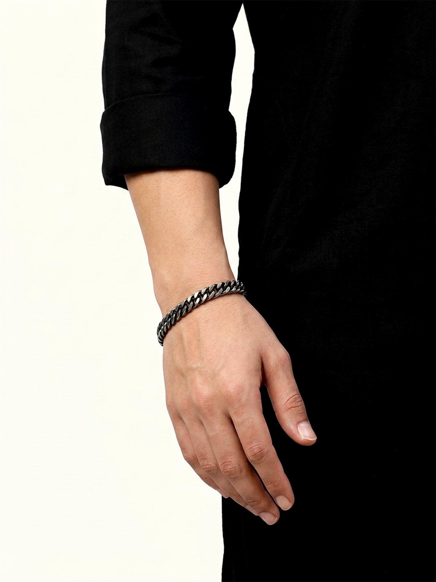 Viraj Plain Men's Bracelet