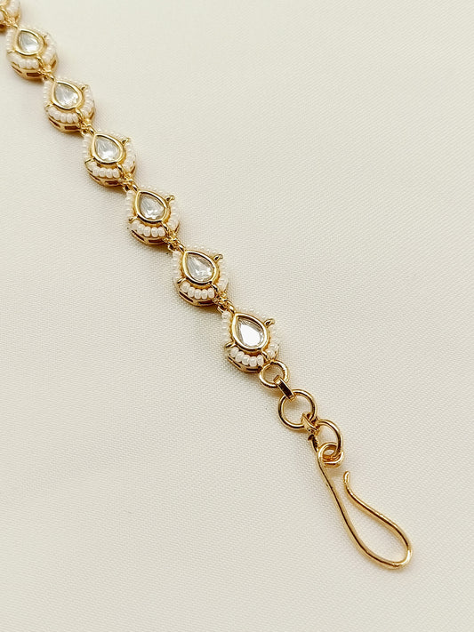 Karnika White Kundan Sheeshpatti