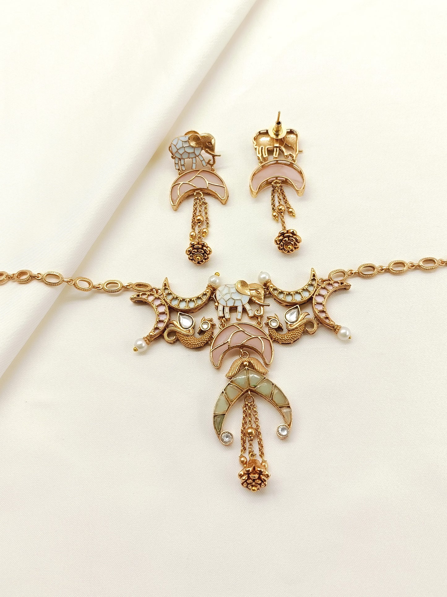 Sinduri Multi Colour Boutique Necklace Set