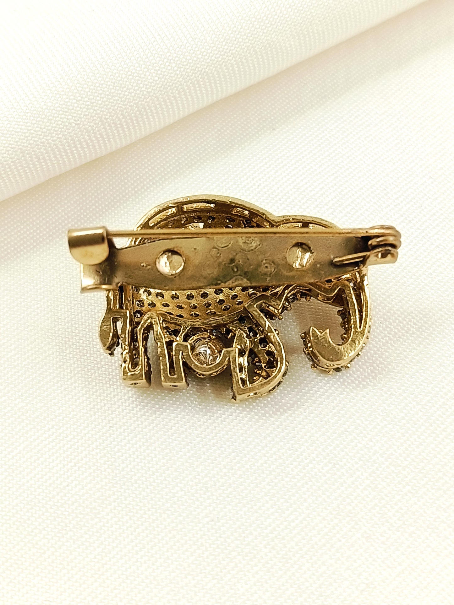 Ronavraj White Elephant Men's Brooch