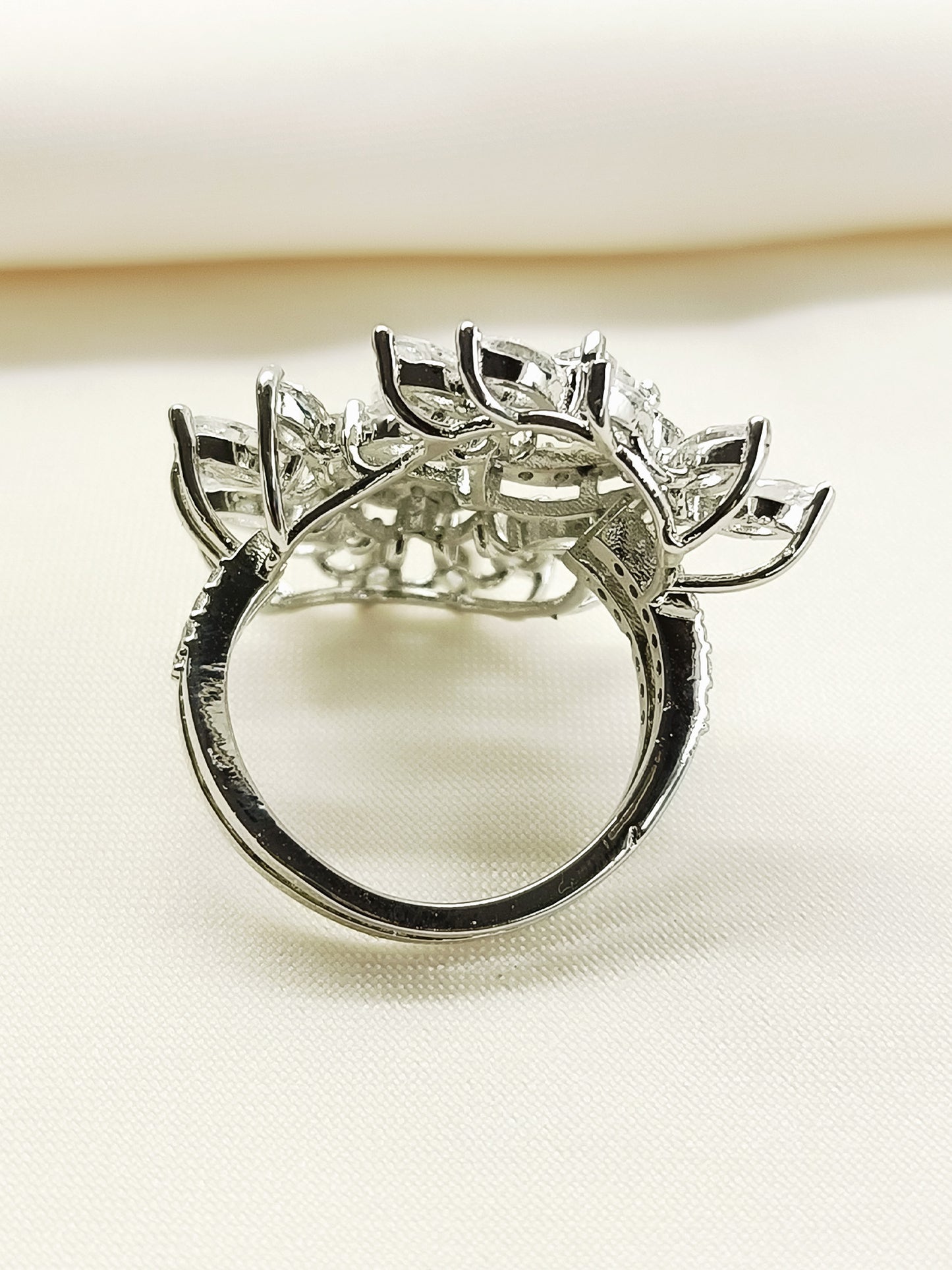 Quashi 92.5 Silver American Diamond Finger Ring