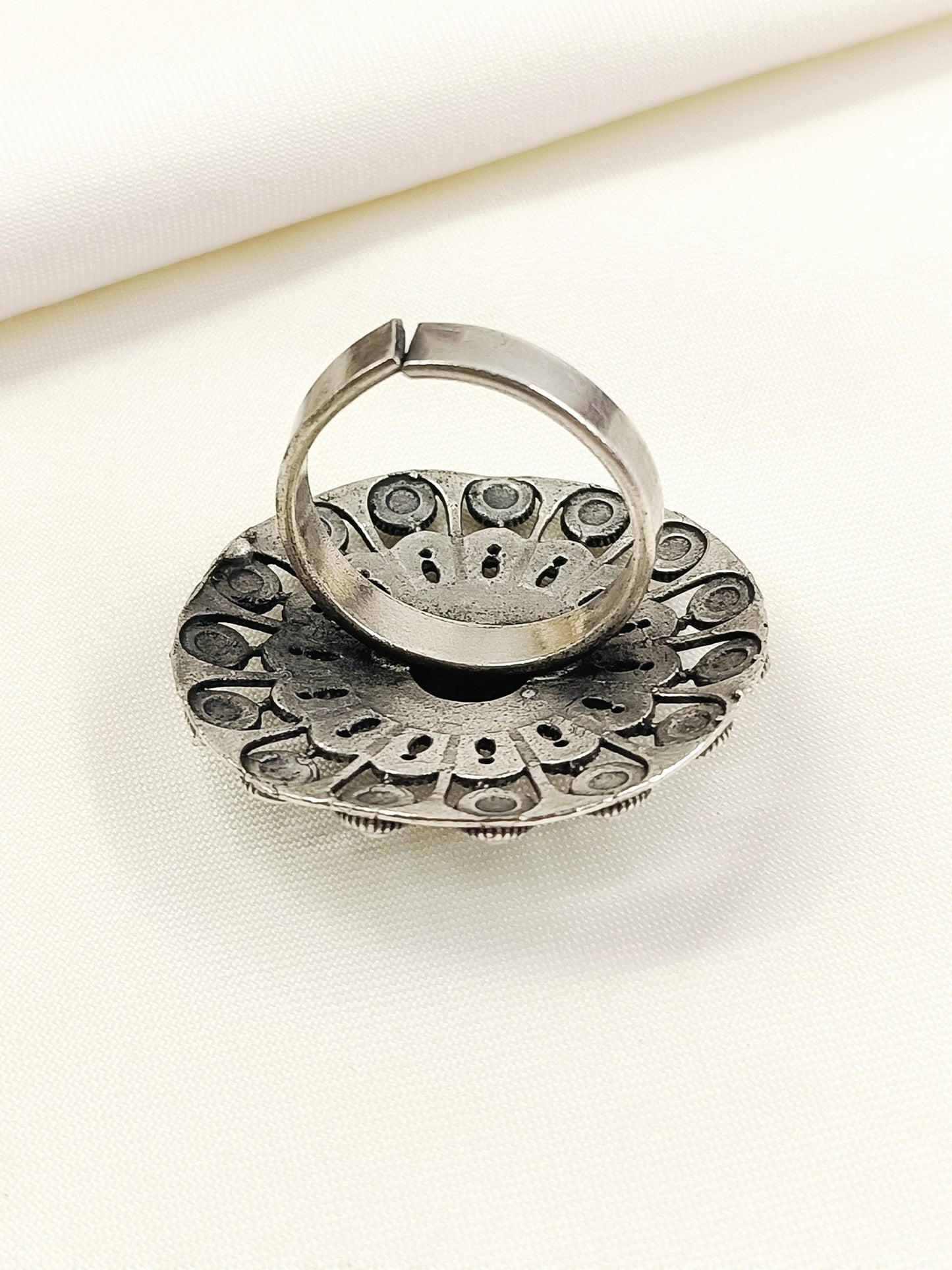 Ishir Plain Men's Finger Ring