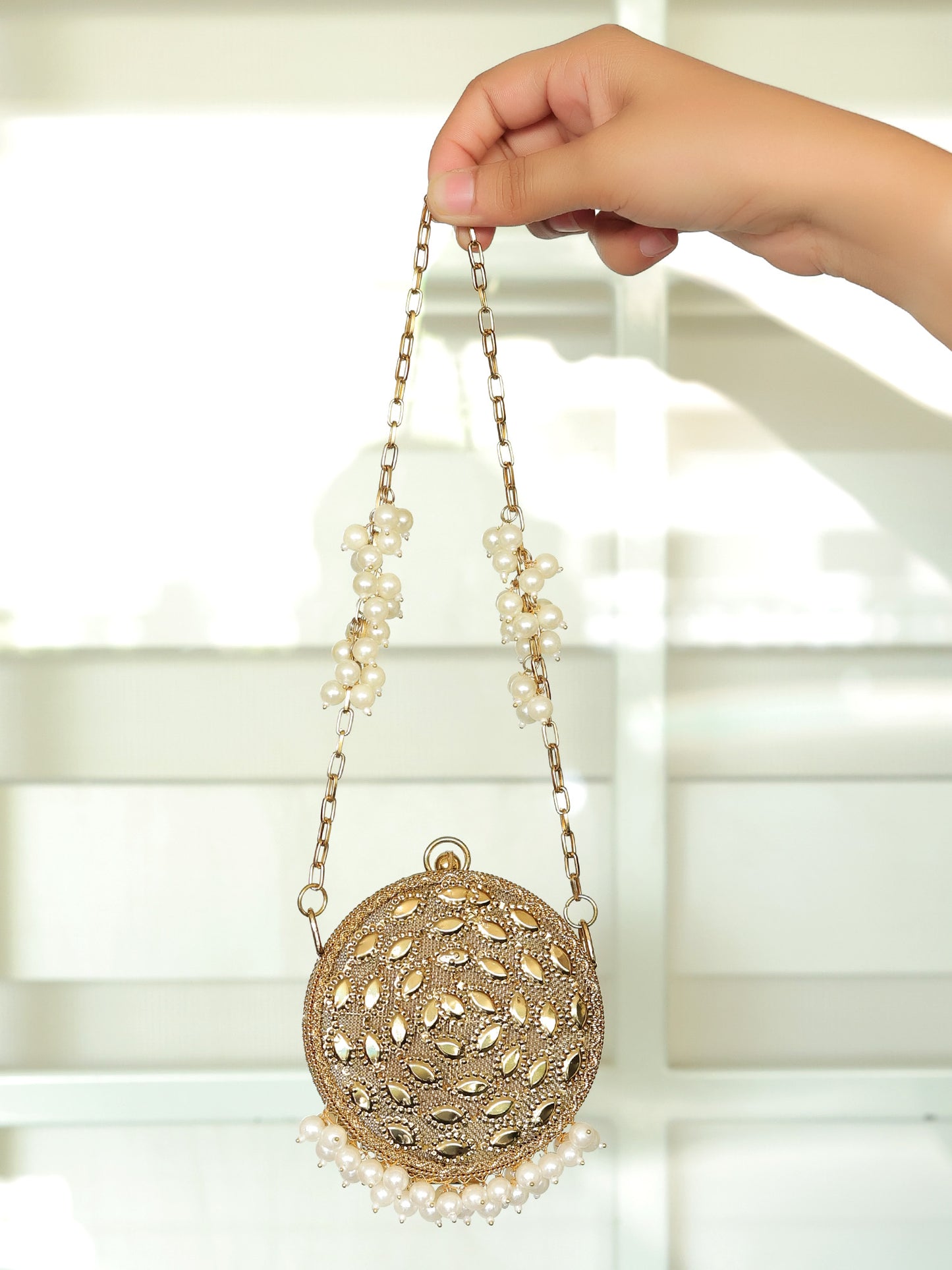 Arshika Golden Evening Clutch