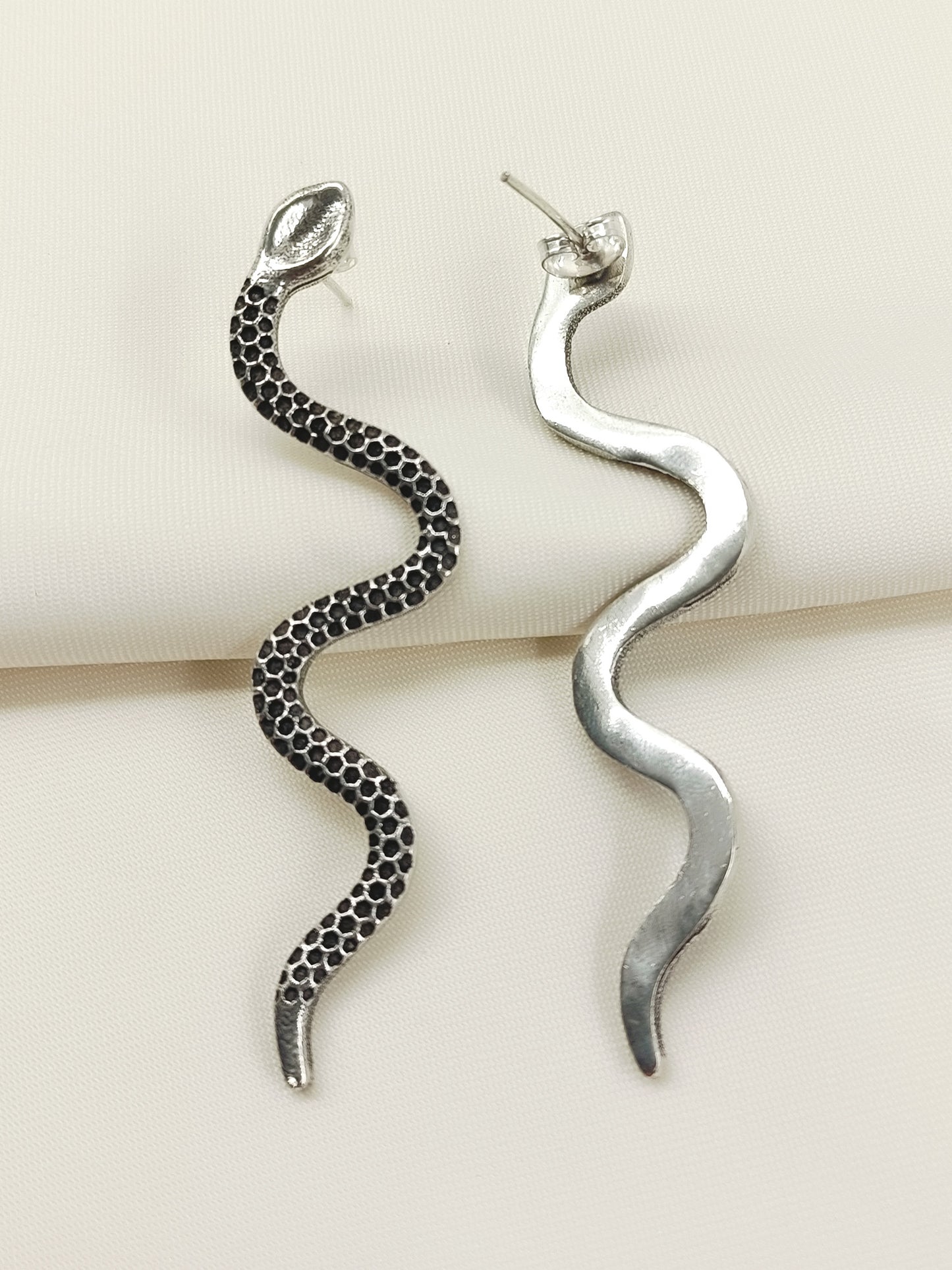 Naomi Silver Men's Earrings