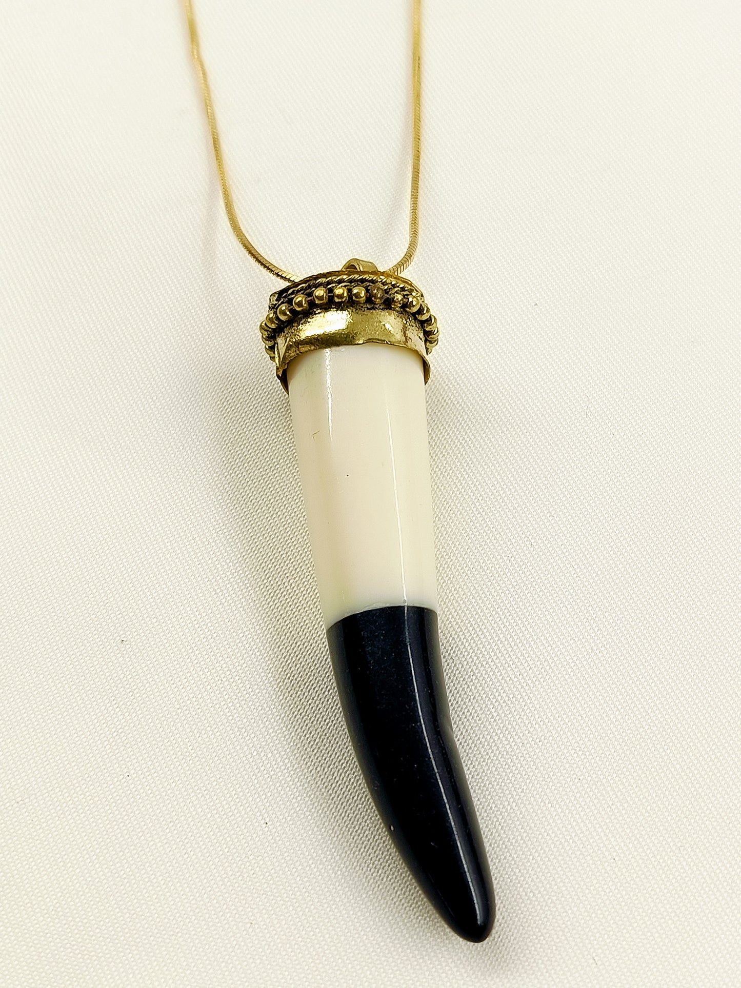 Aarvin Golden Bone Men's Neckpiece