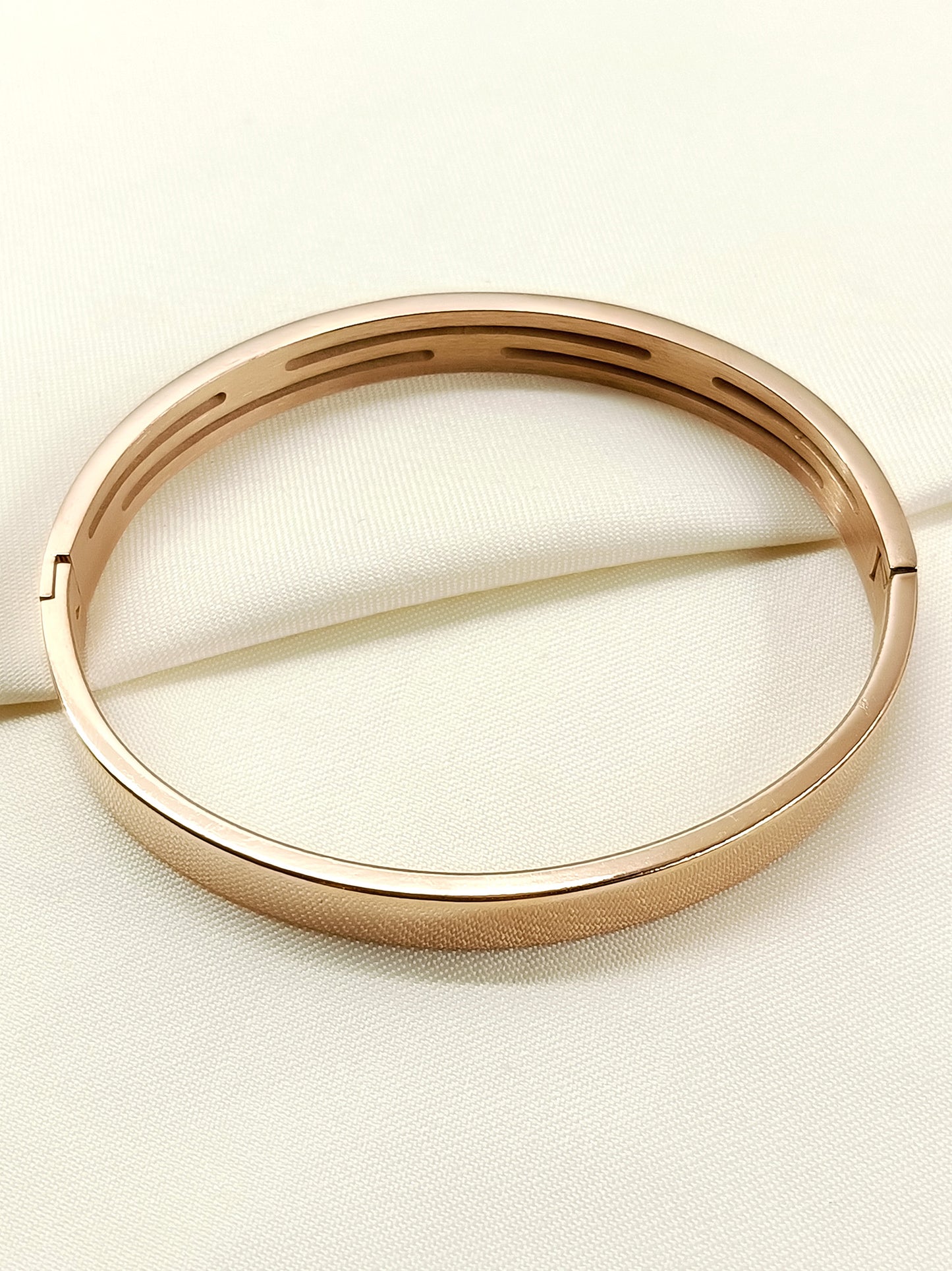 Saiyam Rose Gold Men's Bracelet