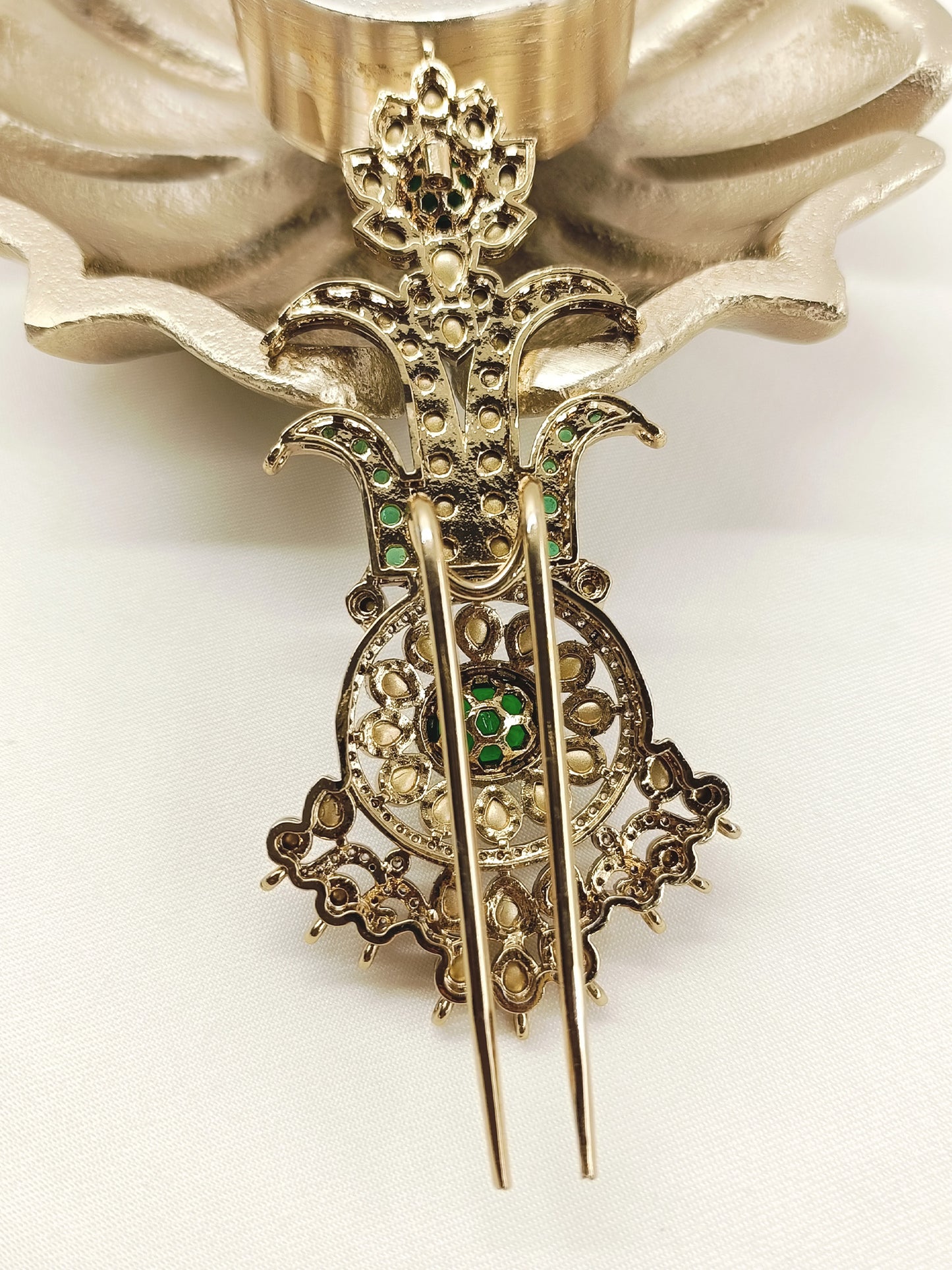 Tanish Green Dulha Kalgi