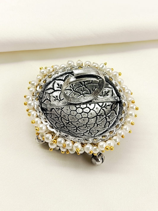 Nishka White Oxidized Finger Ring