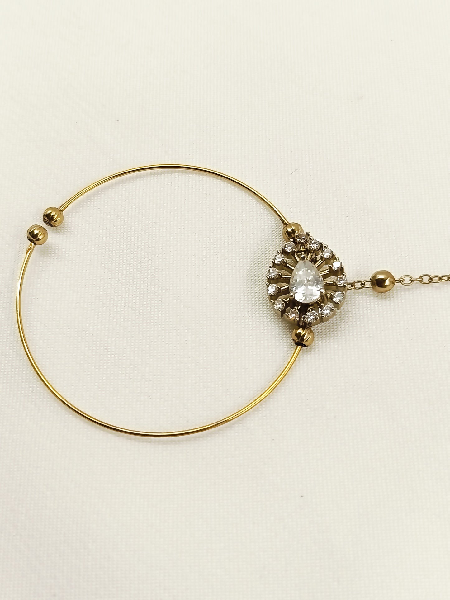 Vineeta Big Hoop Pahadi Nath with Chain