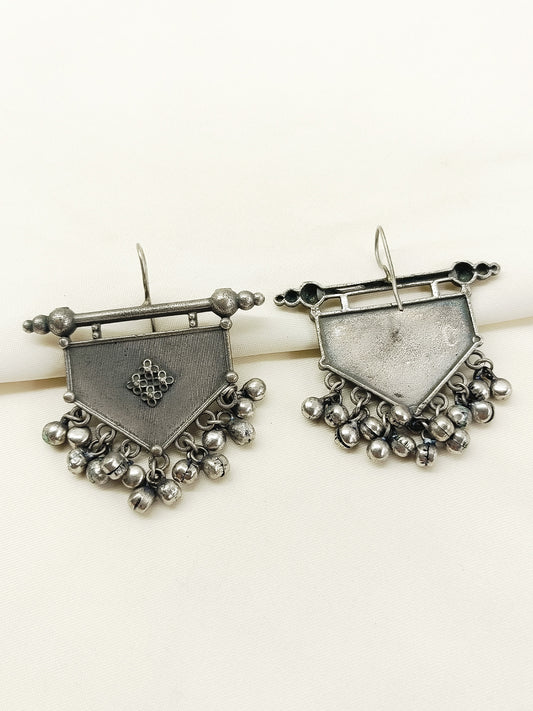 Writu Plain Oxidized Earring