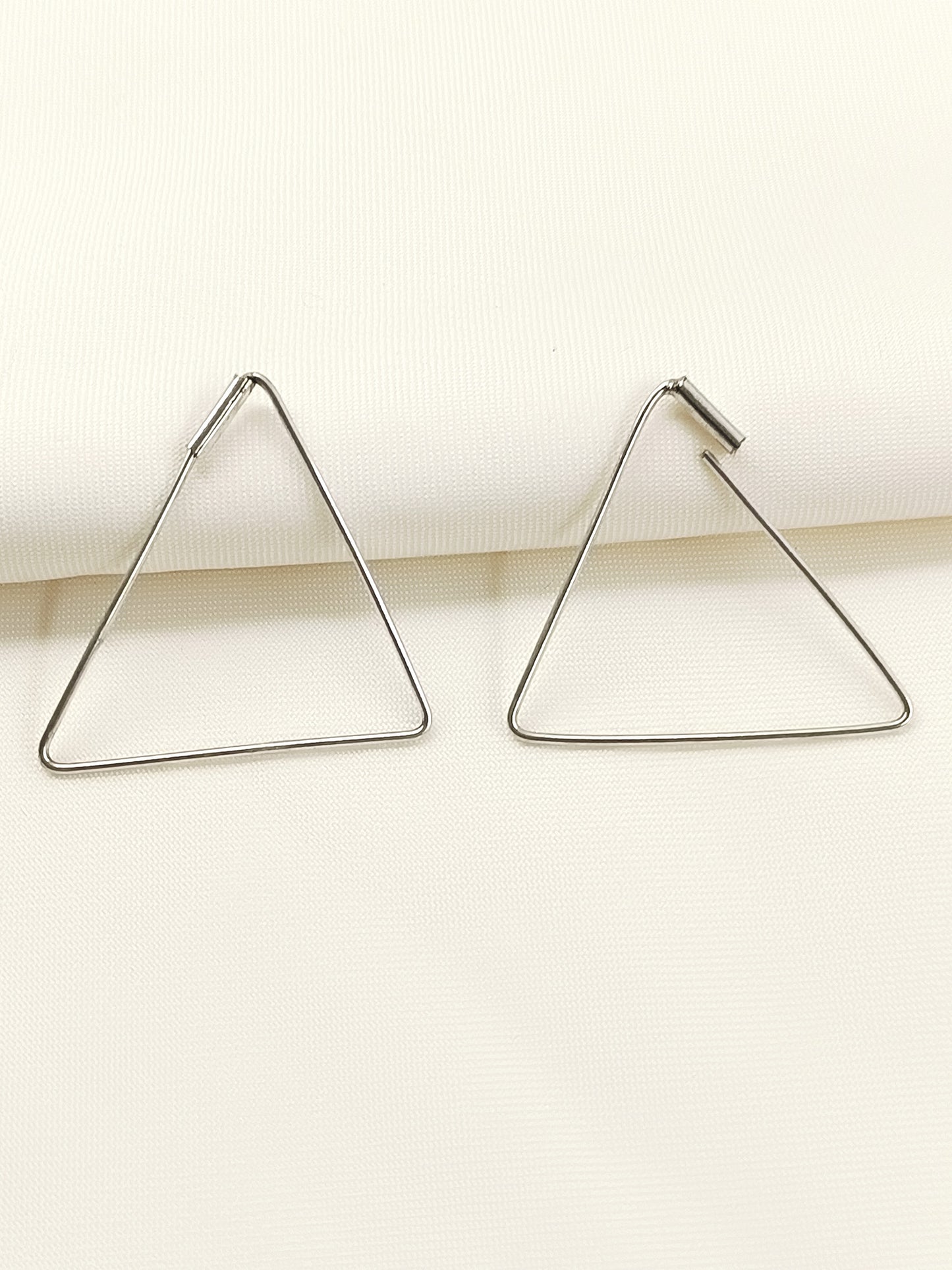 Jairaj Silver Men's Earrings