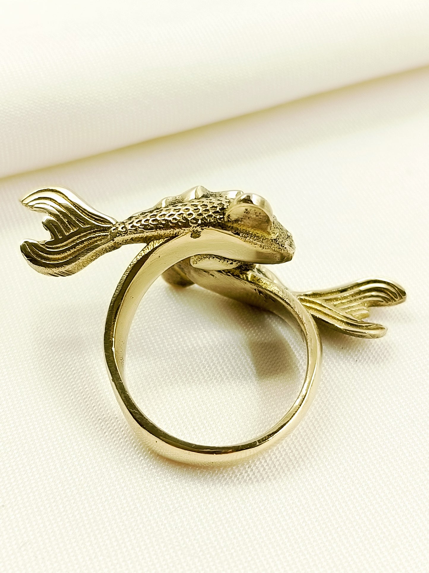 Vivanesh Golden Men's Finger Ring