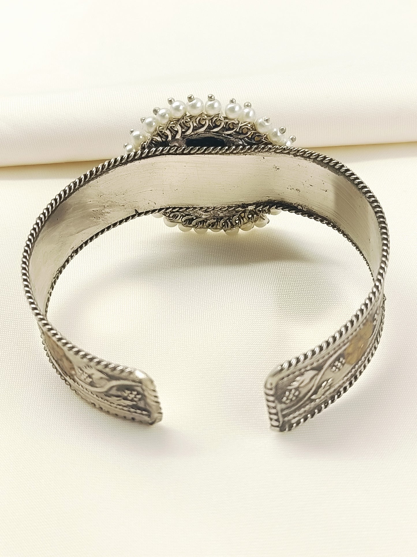Malavika Dual Tone Oxidized Bracelet