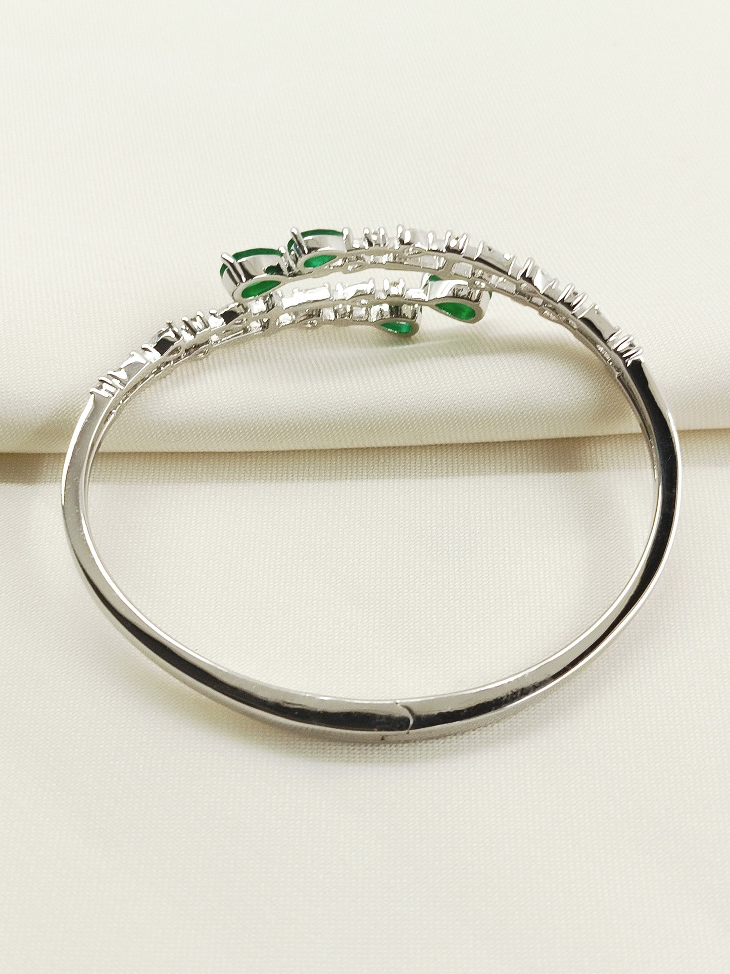 Inaayat Green American Diamond Bracelet