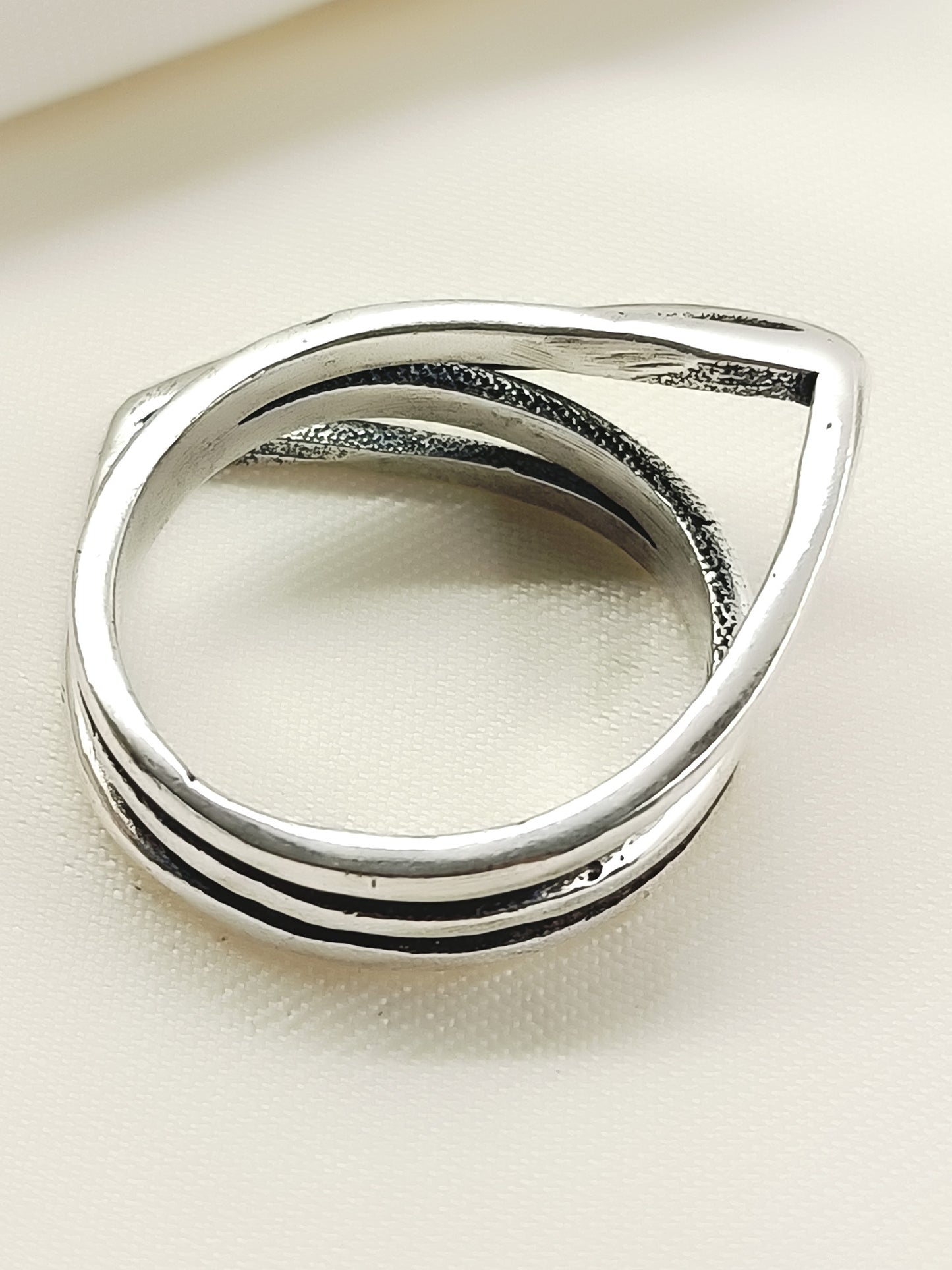 Victar Silver Men's Finger Ring