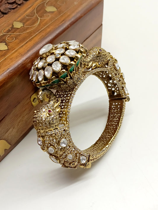 Nikita Emerald Victorian Bracelet