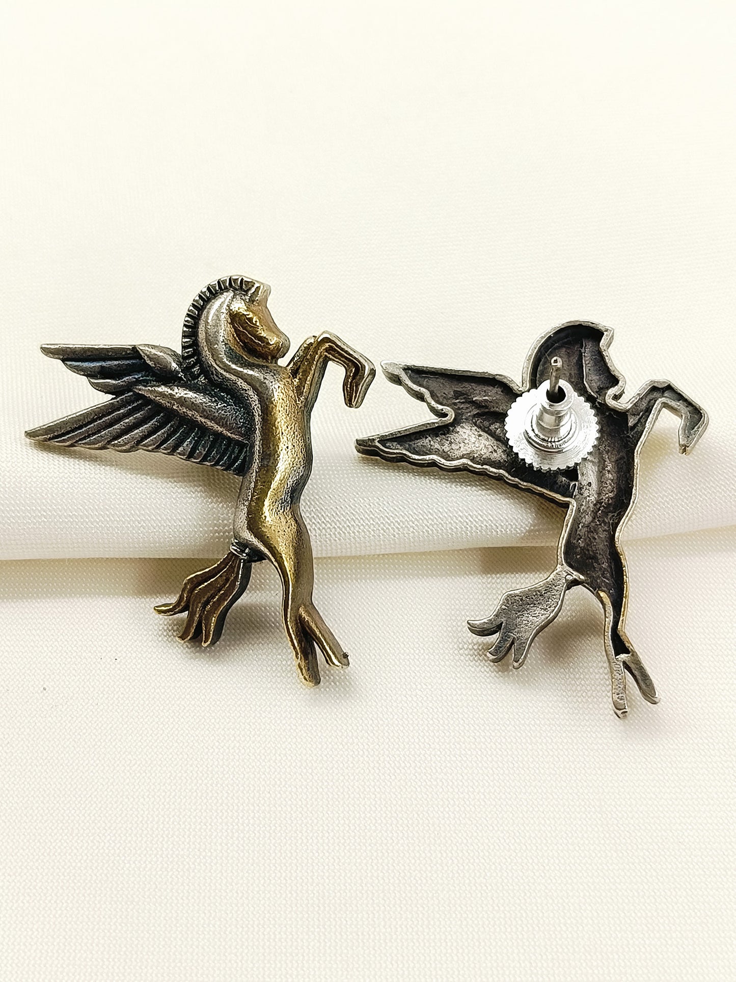 Odette Dual Tone Unicorn Men's Earring