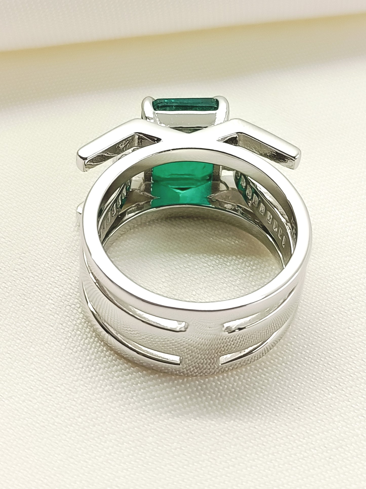 Zunaira Green 92.5 Silver American Diamond Finger Ring