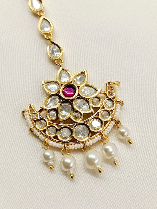 Shivanya Ruby Kundan Teeka