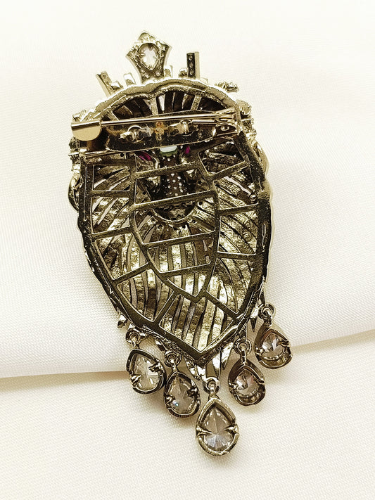 Aarnav Mint Green Lion Brooch