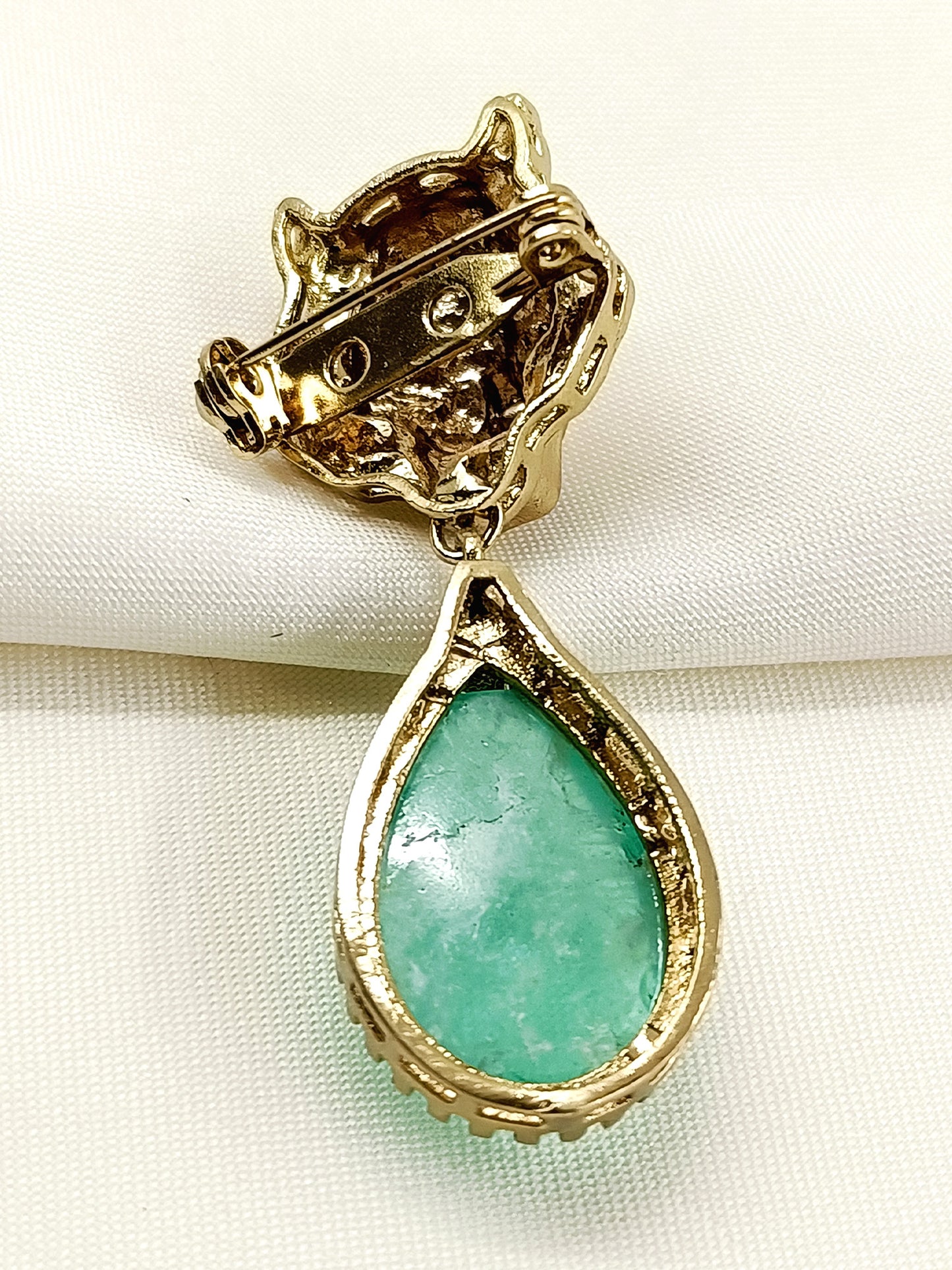 Madhurav Mint Green Lion Men's Brooch