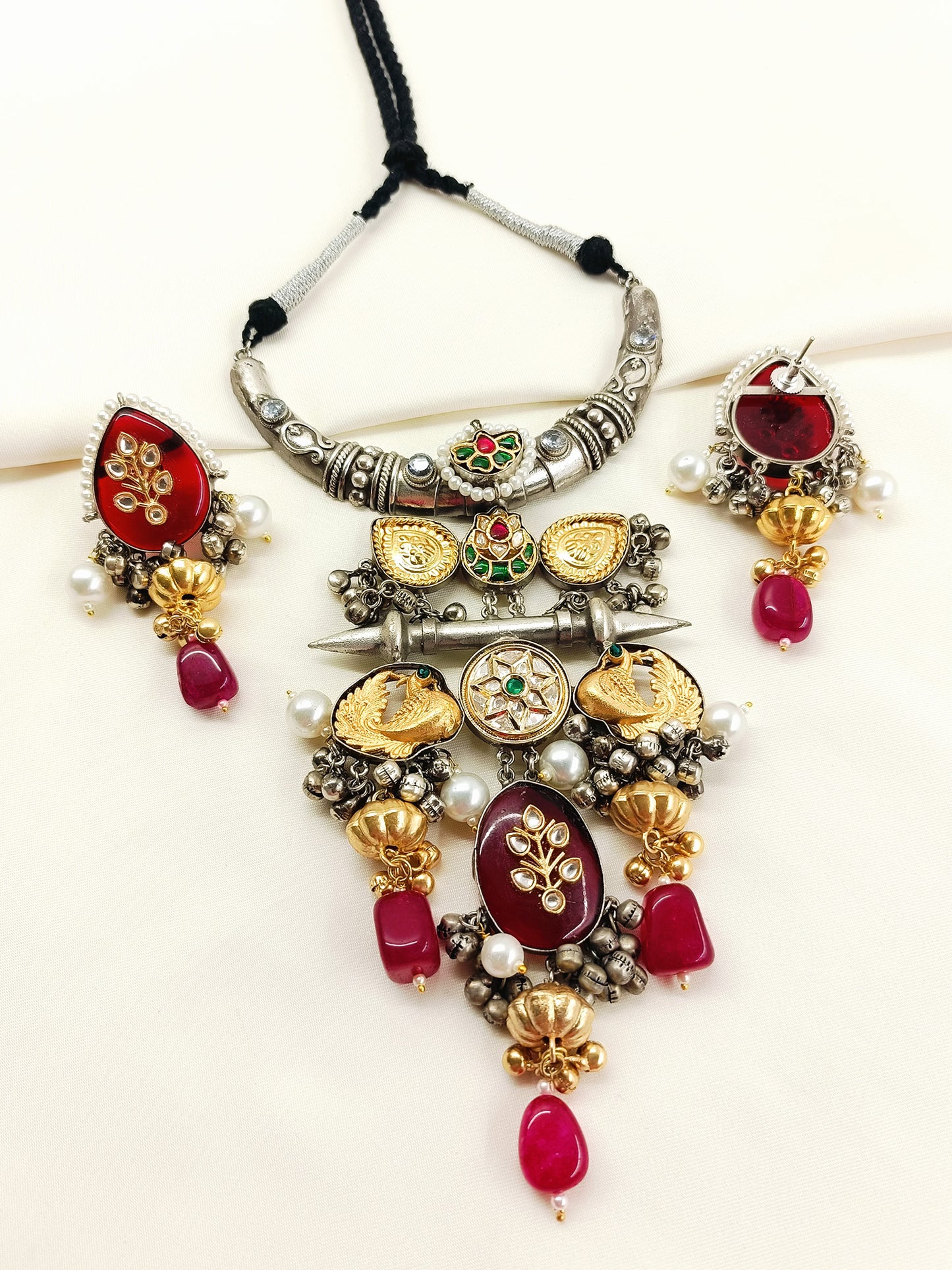 Prishti R&G Dual Tone Oxidized Hasli Styled Necklae Set