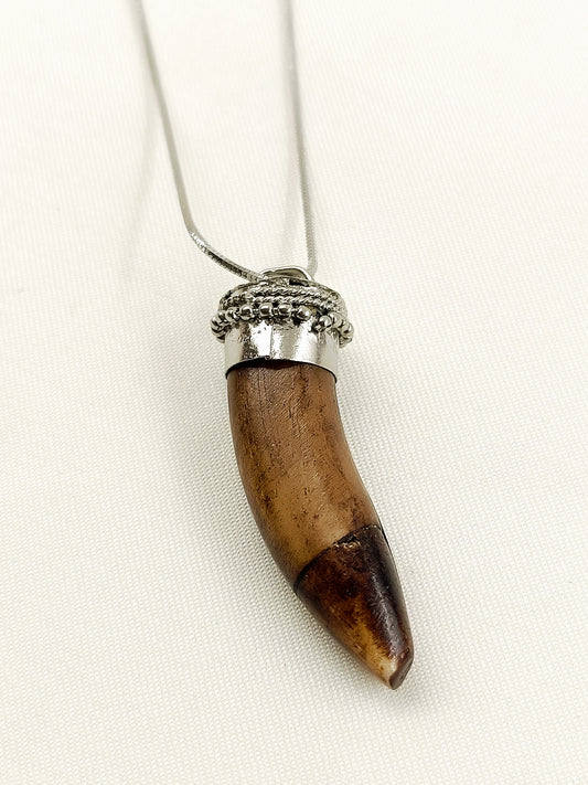 Rian Brown Bone Men's Neckpiece