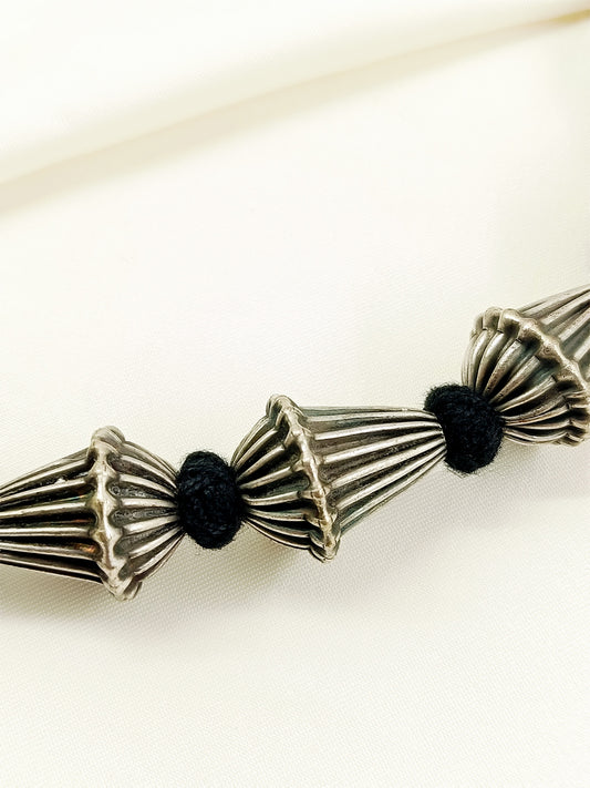 Aarish Black Men's Neckpiece