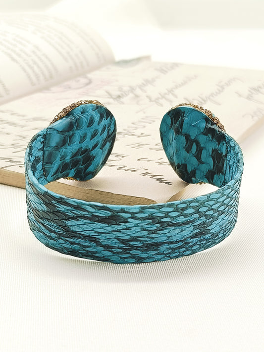 Muskaan Firozi Western Bracelet