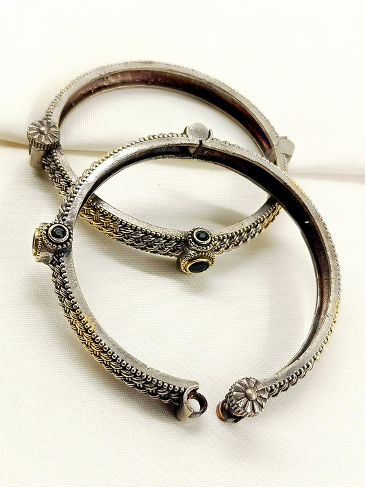 Ekantha Black Oxidized Bangles