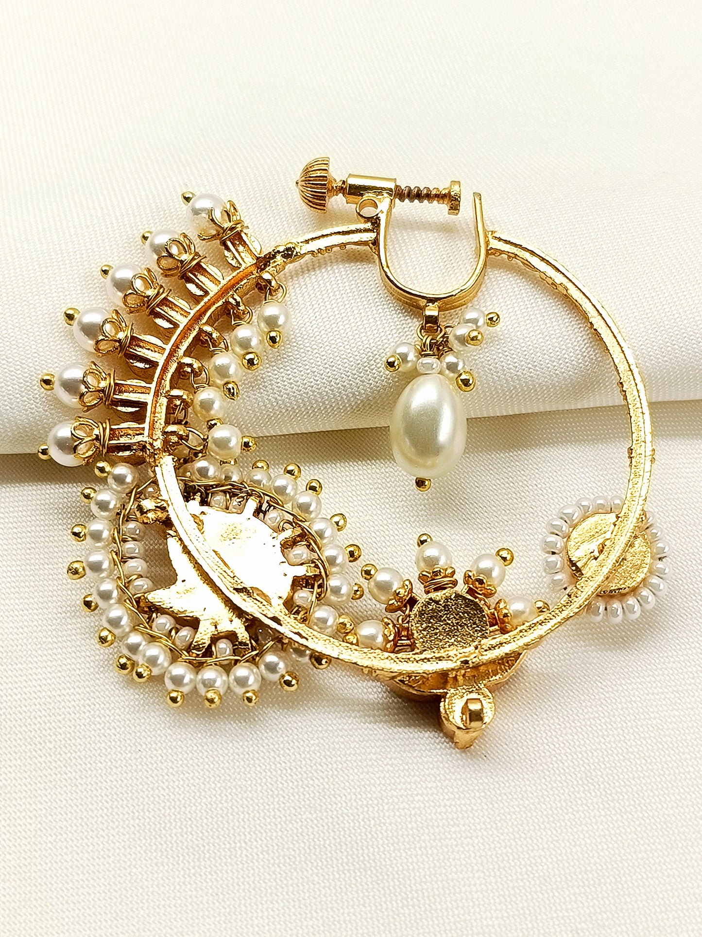 Jivika White Kundan Nath