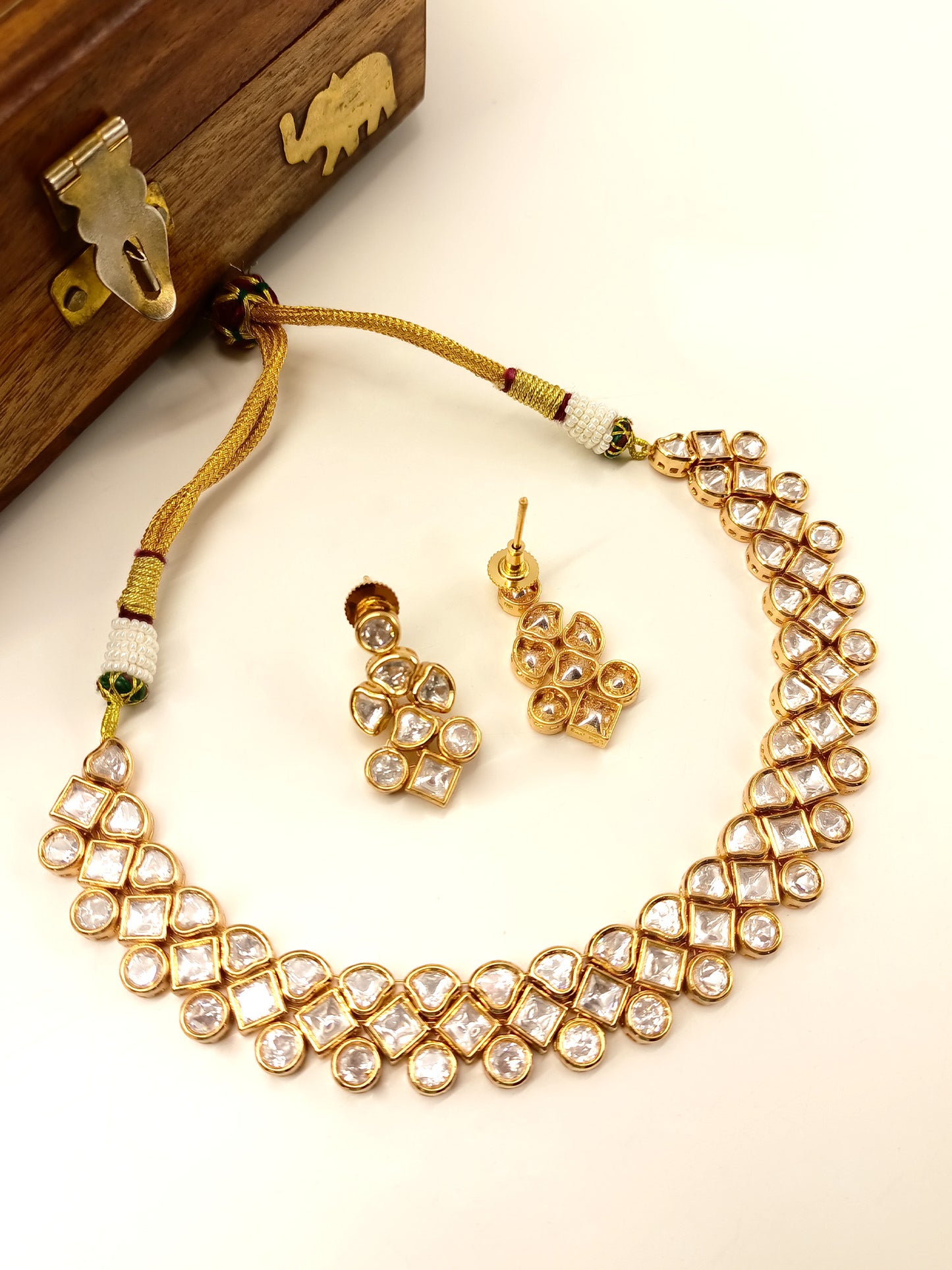 Eta White Kundan Necklace Set