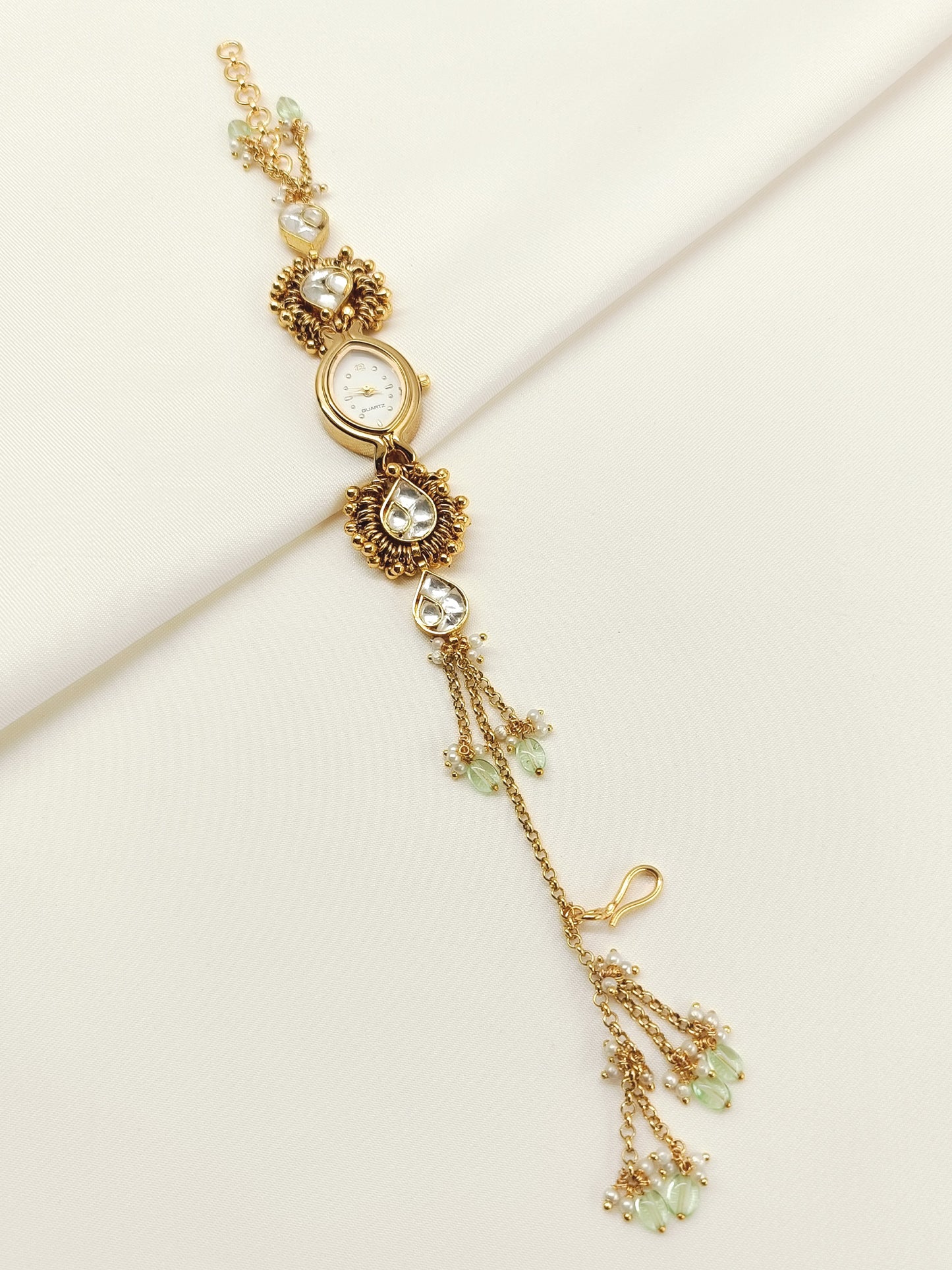 Dhervi's Paachi Kundan Watch