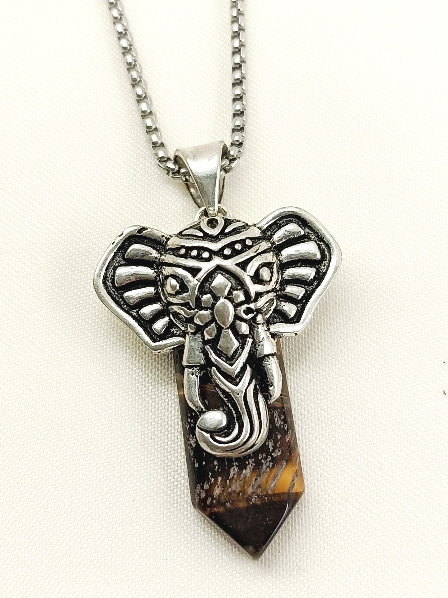 Aviraj Brown Men's Neckpiece