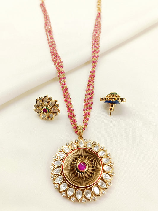 Dayita Ruby Kundan Sunburst Pendant Set