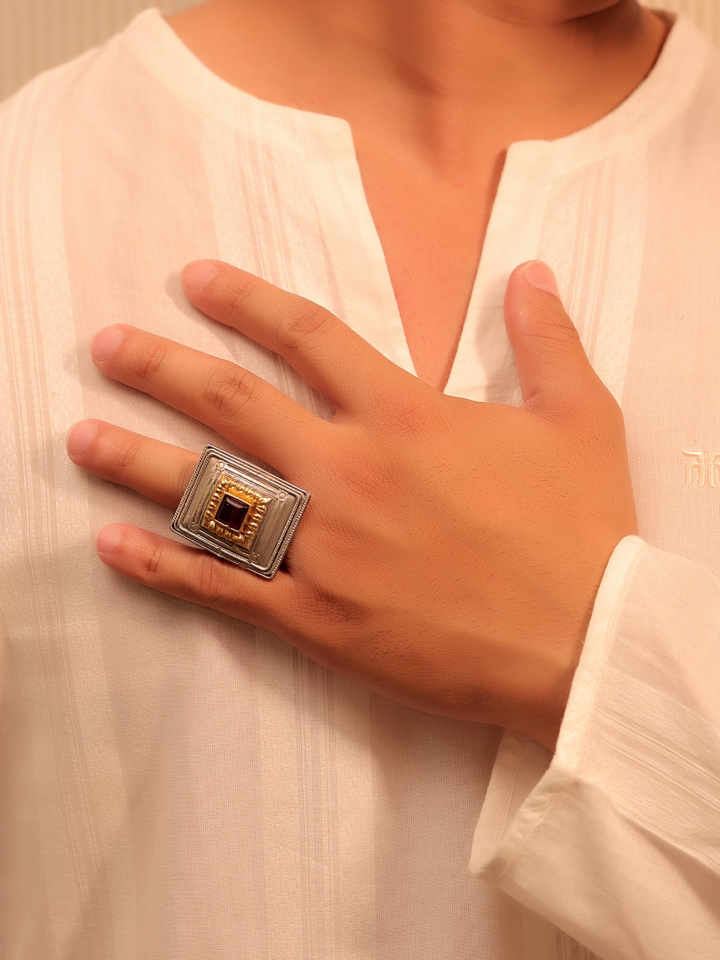 Iran Maroon Men's Finger Ring