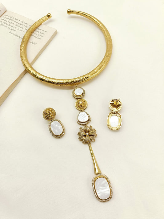 Undine White Hasli Style Boutique Set