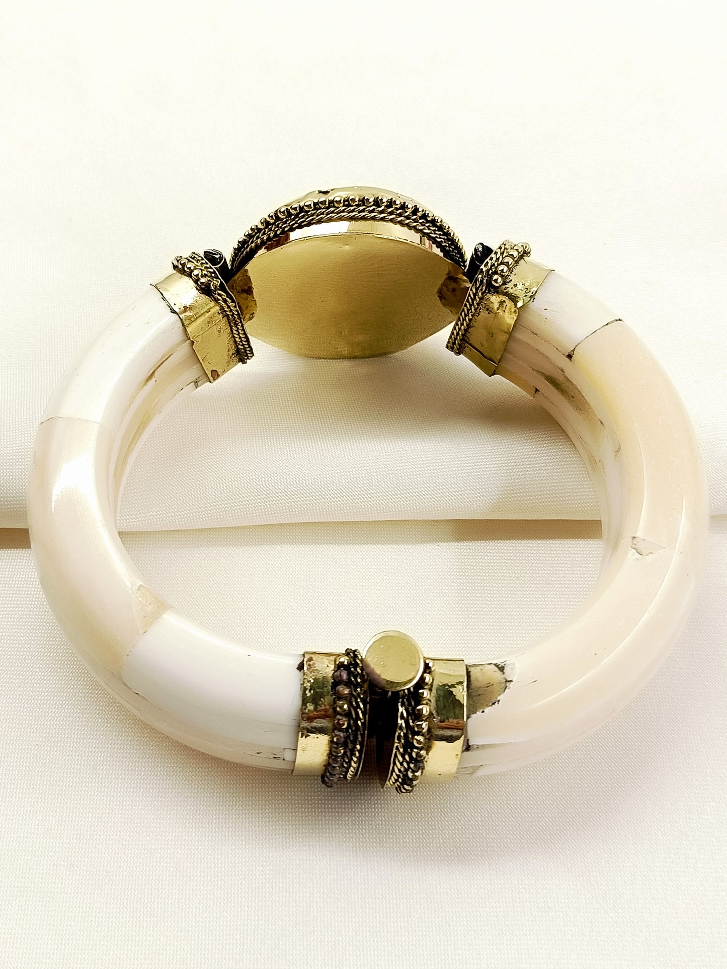 Om Brown Men’s Royal Agate Stone Bone Bracelet