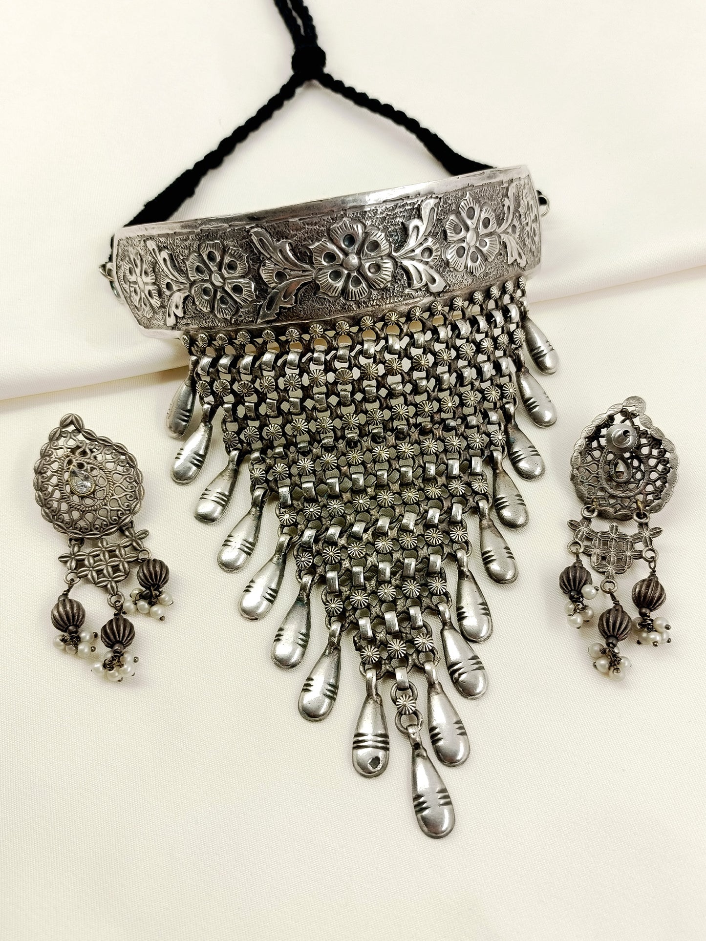 Madhubani Plain Oxidized Choker Set