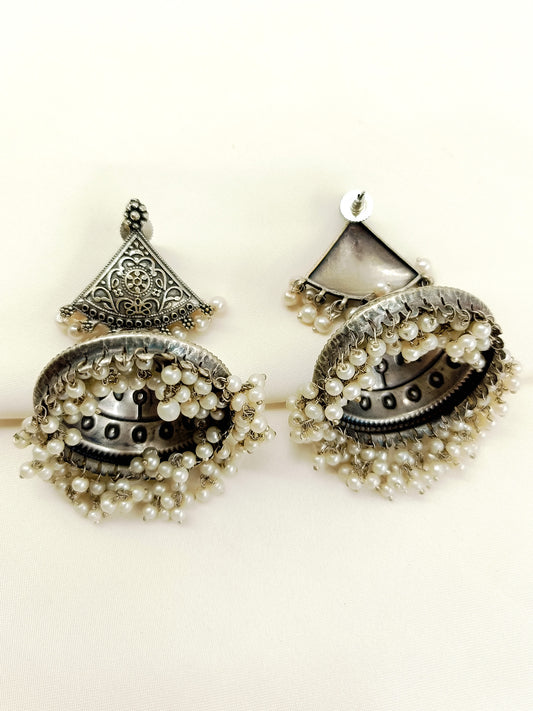 Chetaki White Pearl Oxidized Jhumki
