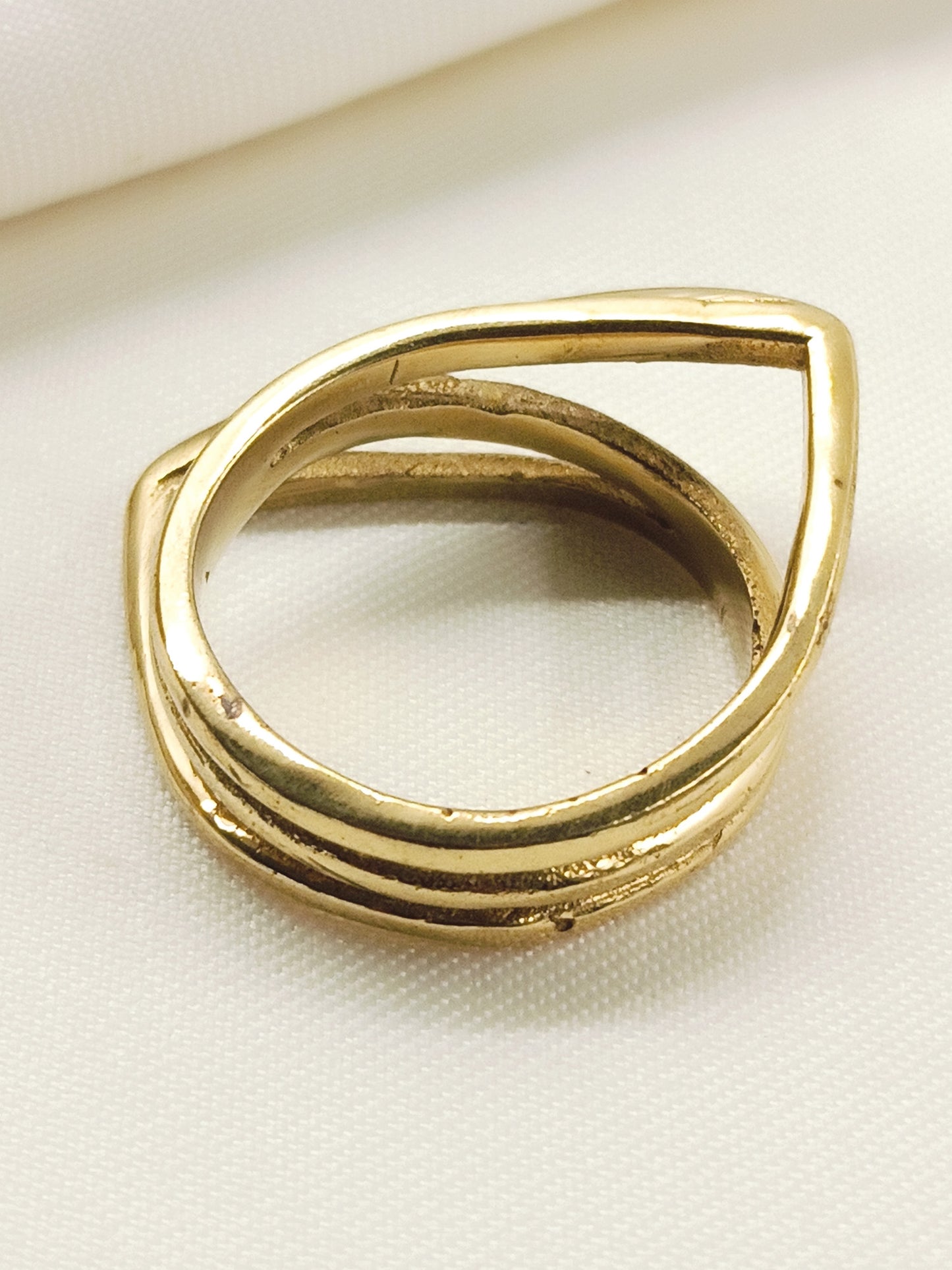Shishik Golden Men's Finger Ring