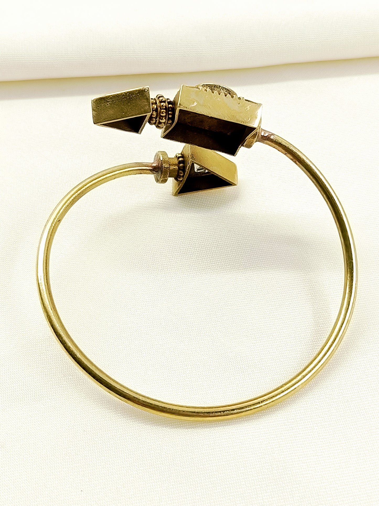 Pratik Men’s Geometric Black Stone Bracelet
