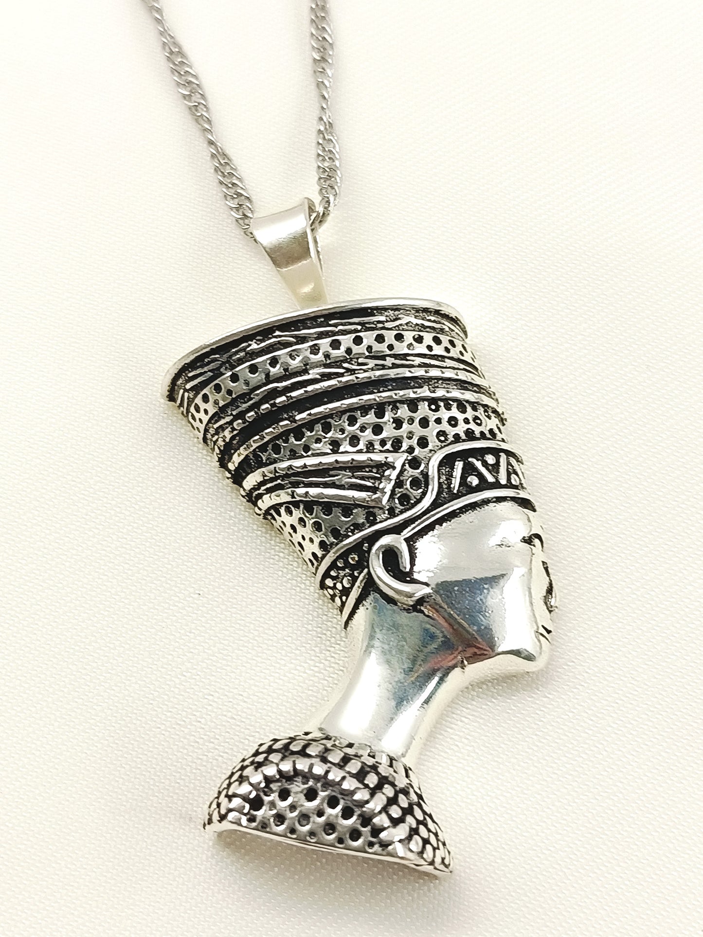 Chaitali Silver Western Neckpiece